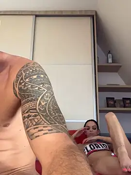 Snapshot of Enriko_Aisah2025 chatting on September 19, 2025, 12:28 pm Enriko Aisah2025 online show from September 19, 2025, 12:28 pm