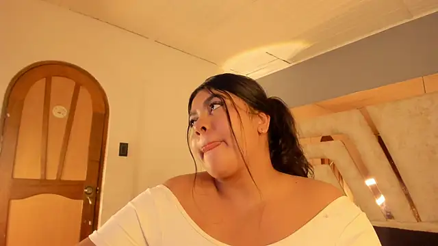 BellaBoobs  online show from April 27, 2026, 7:56 pm