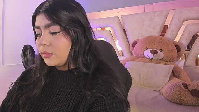 BellaBoobs  online show from June 3, 2026, 8:03 pm