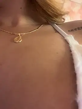 AngelBlushXXX online show from June 9, 2026, 9:26 pm