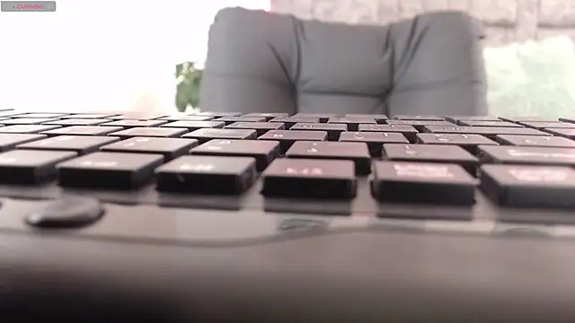 melodydoll online show from October 31, 2025, 1:34 pm