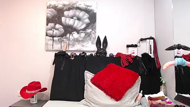 DonnaJoness online show from March 19, 2026, 8:35 pm