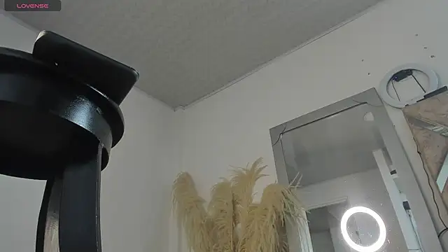 Snapshot of madisson_bigcock chatting on October 17, 2025, 3:58 pm madisson bigcock online show from October 17, 2025, 3:58 pm
