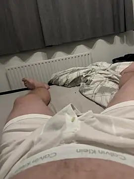 Snapshot of Charlie919111 chatting on October 10, 2025, 4:44 am Charlie919111 online show from October 10, 2025, 4:44 am