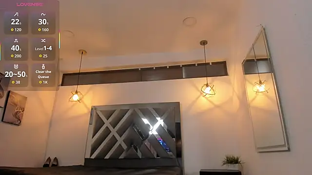 Candy Hott7 online show from January 7, 2026, 7:49 pm