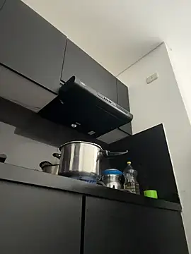 Miss-Jimena online show from October 25, 2025, 4:35 pm