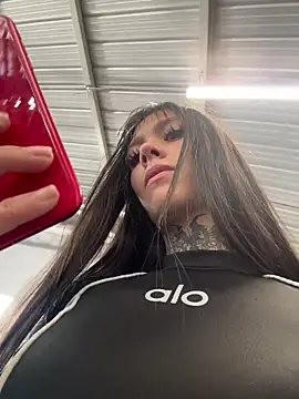 Miss-Jimena online show from November 1, 2025, 9:17 pm