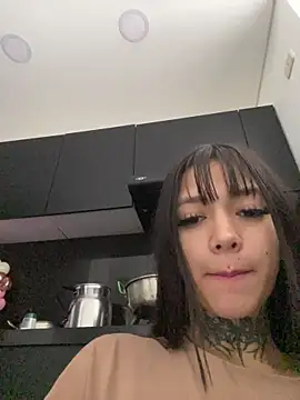 Miss-Jimena online show from November 7, 2025, 7:03 pm