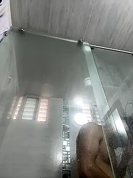 Snapshot of Diicaprio69 chatting on September 20, 2025, 8:32 pm Diicaprio69 online show from September 20, 2025, 8:32 pm