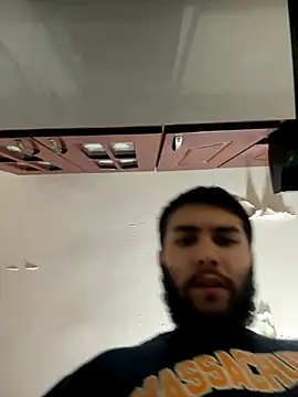 Snapshot of Diicaprio69 chatting on September 25, 2025, 9:40 pm Diicaprio69 online show from September 25, 2025, 9:40 pm