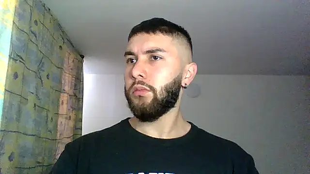 Snapshot of Diicaprio69 chatting on September 30, 2025, 6:46 pm Diicaprio69 online show from September 30, 2025, 6:46 pm