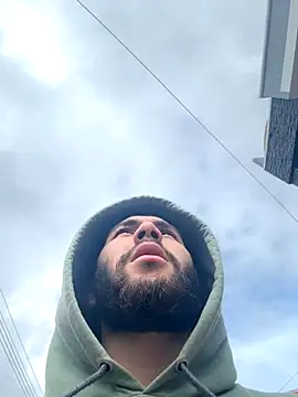 Snapshot of Diicaprio69 chatting on October 27, 2025, 8:13 pm Diicaprio69 online show from October 27, 2025, 8:13 pm