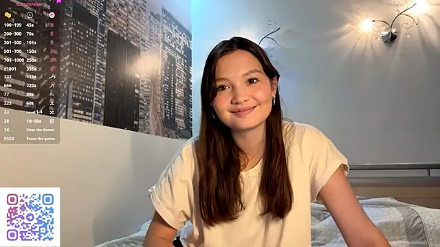 KiraVelvet online show from September 29, 2025, 10:09 am