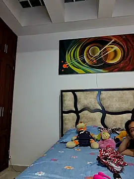 Snapshot of Nezuko-uWux chatting on June 14, 2026, 9:50 pm Nezuko-uWux online show from June 14, 2026, 9:50 pm