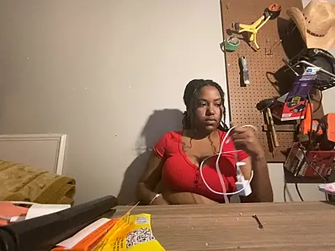 princesslivv online show from July 5, 2026, 2:29 am