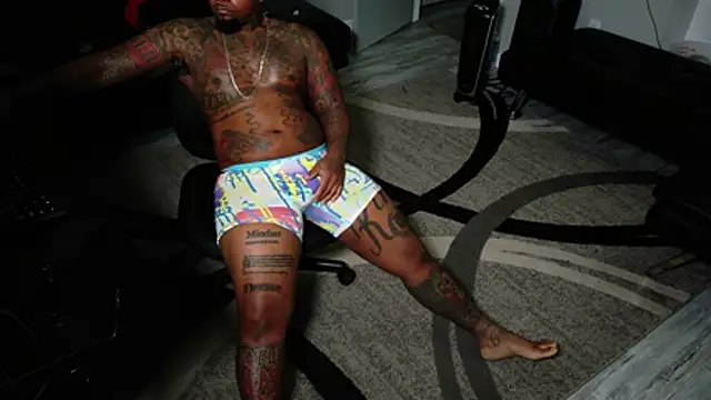 SLANGONDEMHOES online show from July 9, 2026, 2:21 pm