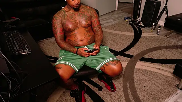 SLANGONDEMHOES online show from July 21, 2026, 4:42 pm