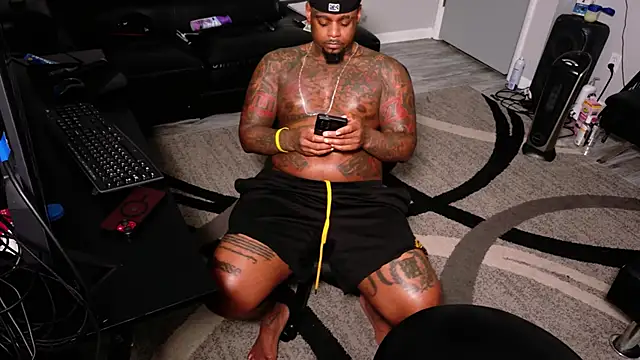 SLANGONDEMHOES online show from July 29, 2026, 3:26 am