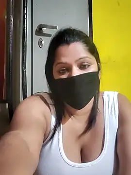 Snapshot of Hottie_couple69 chatting on September 14, 2025, 8:19 pm Hottie couple69 online show from September 14, 2025, 8:19 pm