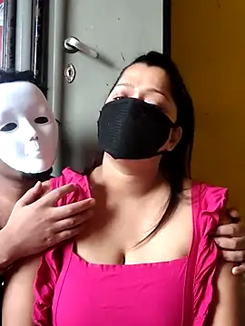 Snapshot of Hottie_couple69 chatting on September 16, 2025, 6:25 am Hottie couple69 online show from September 16, 2025, 6:25 am