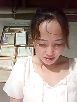 Snapshot of Fienjr chatting on October 26, 2025, 1:06 pm Fienjr online show from October 26, 2025, 1:06 pm