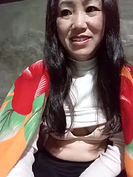 Snapshot of Fienjr chatting on February 7, 2026, 8:01 pm Fienjr online show from February 7, 2026, 8:01 pm