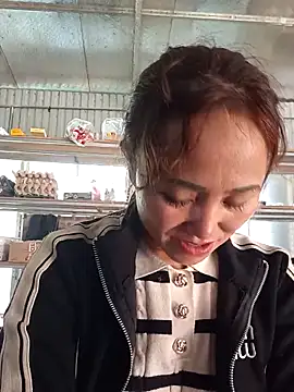 Snapshot of Fienjr chatting on March 2, 2026, 7:26 am Fienjr online show from March 2, 2026, 7:26 am