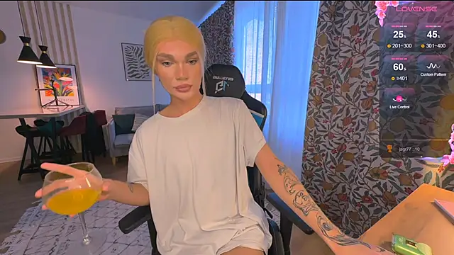 my-muse online show from October 3, 2025, 12:35 pm