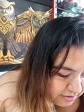Snapshot of curvy_diva_ chatting on September 9, 2025, 1:43 pm curvy diva  online show from September 9, 2025, 1:43 pm