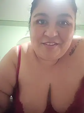 Snapshot of curvy_diva_ chatting on September 14, 2025, 9:36 pm curvy diva  online show from September 14, 2025, 9:36 pm