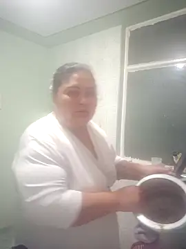 Snapshot of curvy_diva_ chatting on September 19, 2025, 1:07 am curvy diva  online show from September 19, 2025, 1:07 am
