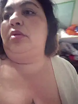 Snapshot of curvy_diva_ chatting on September 23, 2025, 9:45 am curvy diva  online show from September 23, 2025, 9:45 am