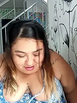 Snapshot of curvy_diva_ chatting on September 29, 2025, 2:00 pm curvy diva  online show from September 29, 2025, 2:00 pm