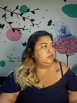Snapshot of curvy_diva_ chatting on October 18, 2025, 11:11 am curvy diva  online show from October 18, 2025, 11:11 am