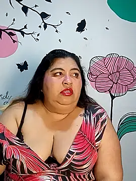 Snapshot of curvy_diva_ chatting on October 25, 2025, 11:29 am curvy diva  online show from October 25, 2025, 11:29 am