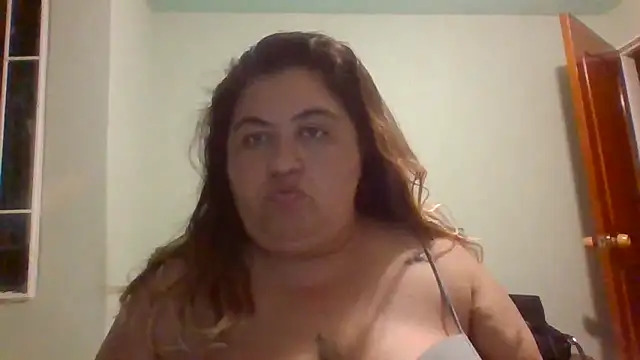 curvy diva  online show from December 1, 2025, 11:54 pm