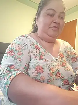 curvy diva  online show from January 13, 2026, 11:37 am