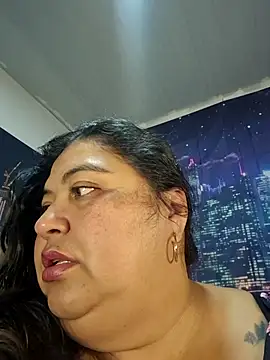 curvy diva  online show from April 30, 2026, 9:59 am