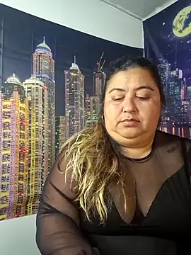 curvy diva  online show from May 8, 2026, 12:54 pm
