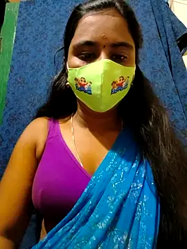 Snapshot of mini-queen chatting on September 19, 2025, 6:30 pm mini-queen online show from September 19, 2025, 6:30 pm