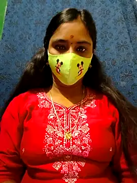 Snapshot of mini-queen chatting on October 24, 2025, 5:09 pm mini-queen online show from October 24, 2025, 5:09 pm