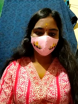 Snapshot of mini-queen chatting on October 26, 2025, 11:49 am mini-queen online show from October 26, 2025, 11:49 am