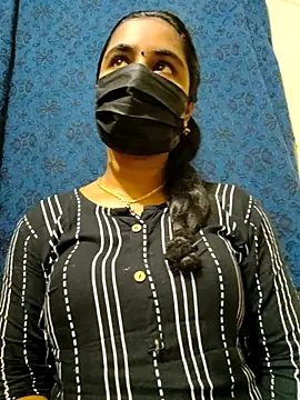 mini-queen online show from March 21, 2026, 8:19 am