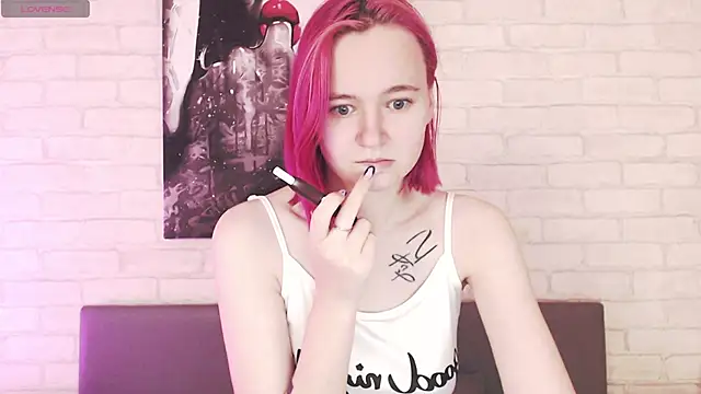 Snapshot of Ericha_Stone chatting on September 11, 2025, 1:28 am Ericha Stone online show from September 11, 2025, 1:28 am