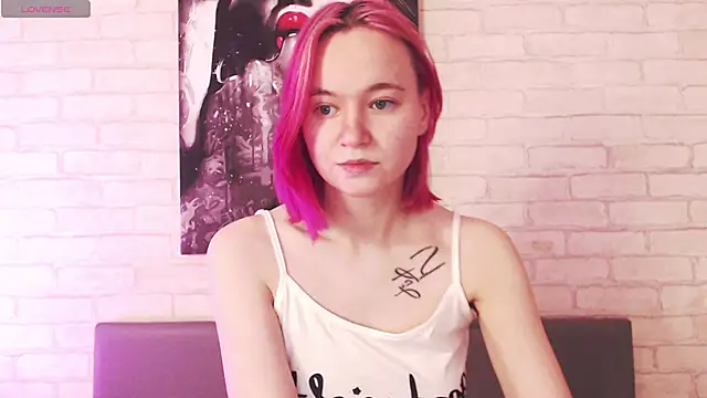 Snapshot of Ericha_Stone chatting on September 20, 2025, 1:39 am Ericha Stone online show from September 20, 2025, 1:39 am
