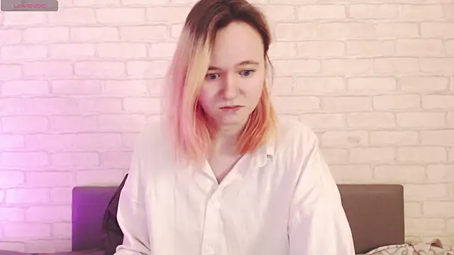 Ericha Stone online show from March 27, 2026, 1:55 am