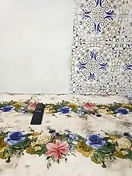 Mayamimi online show from September 15, 2025, 12:32 am