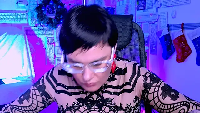 LauraDavidsons online show from January 5, 2026, 5:49 pm