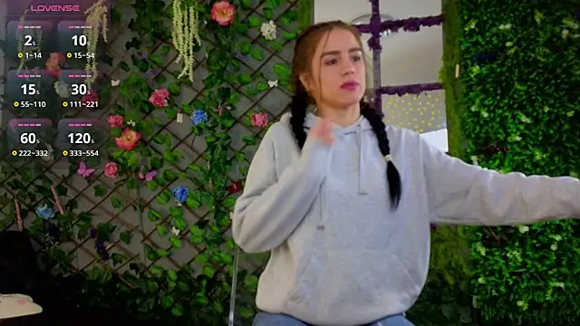 Snapshot of baby_nyco chatting on October 14, 2025, 5:03 pm baby nyco online show from October 14, 2025, 5:03 pm