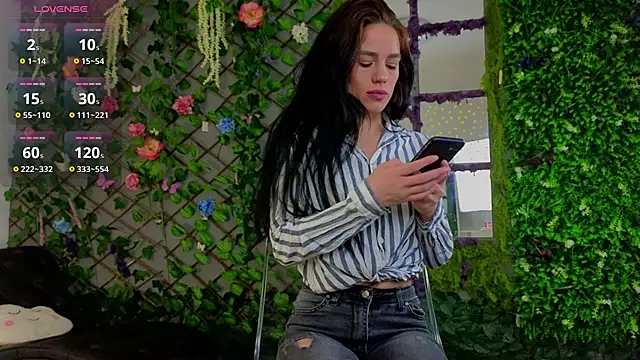 Snapshot of baby_nyco chatting on October 20, 2025, 4:40 pm baby nyco online show from October 20, 2025, 4:40 pm